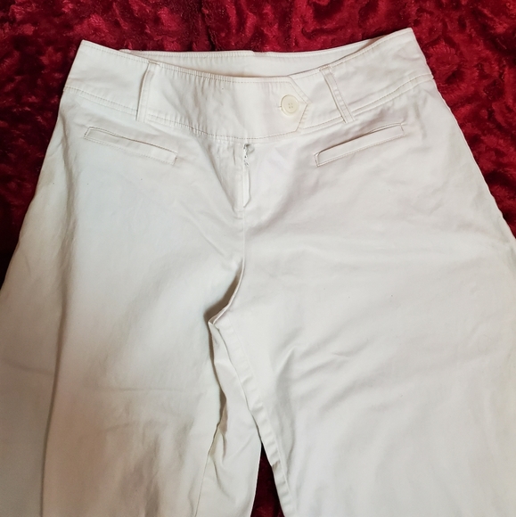 WHITE WIDE LEG CAPRIS! - Picture 8 of 13